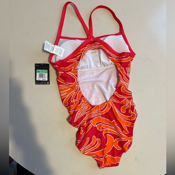 🆕Sz 8/Med RACERBACK NIKE Swimsuit Abstract Orange/White/Red—Removable Padding - Picture 13 of 16